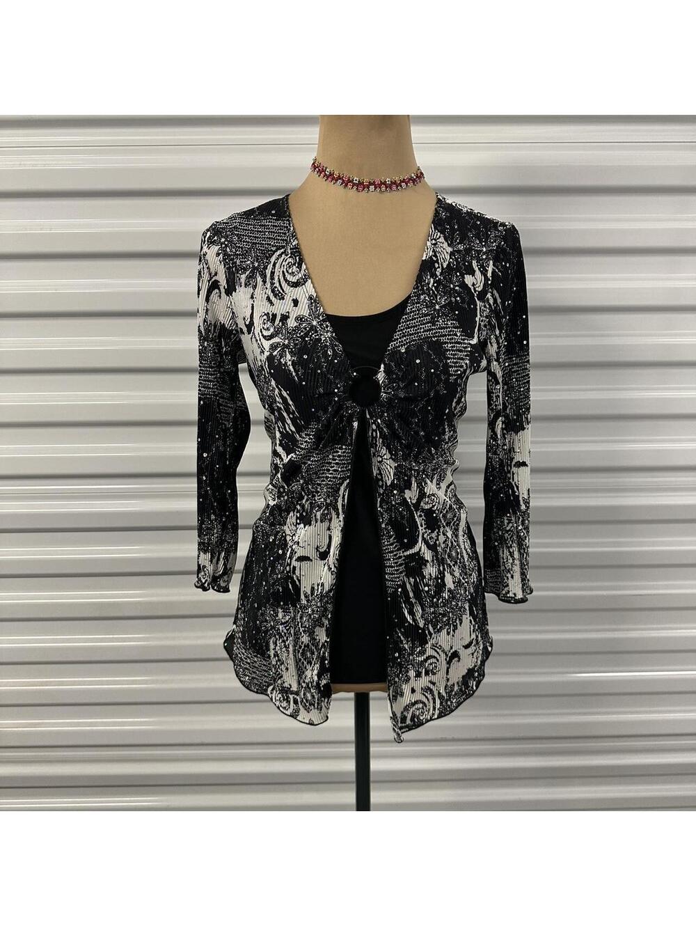 Y2K sparkley black and white top with 3/4 sleeves size medium